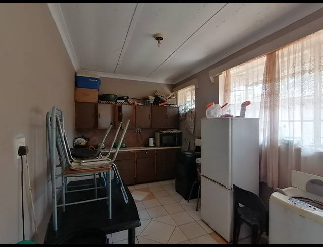 3 BEDROOM FREESTANDING SOLD IN STILFONTEIN EXT 1